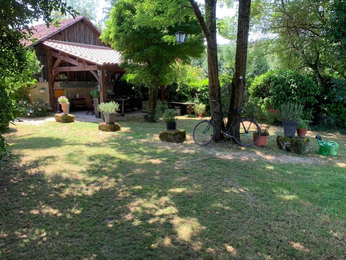 Hotel Ferme De Tayac - Charme Avec Pool Les Eyzies Exterior foto