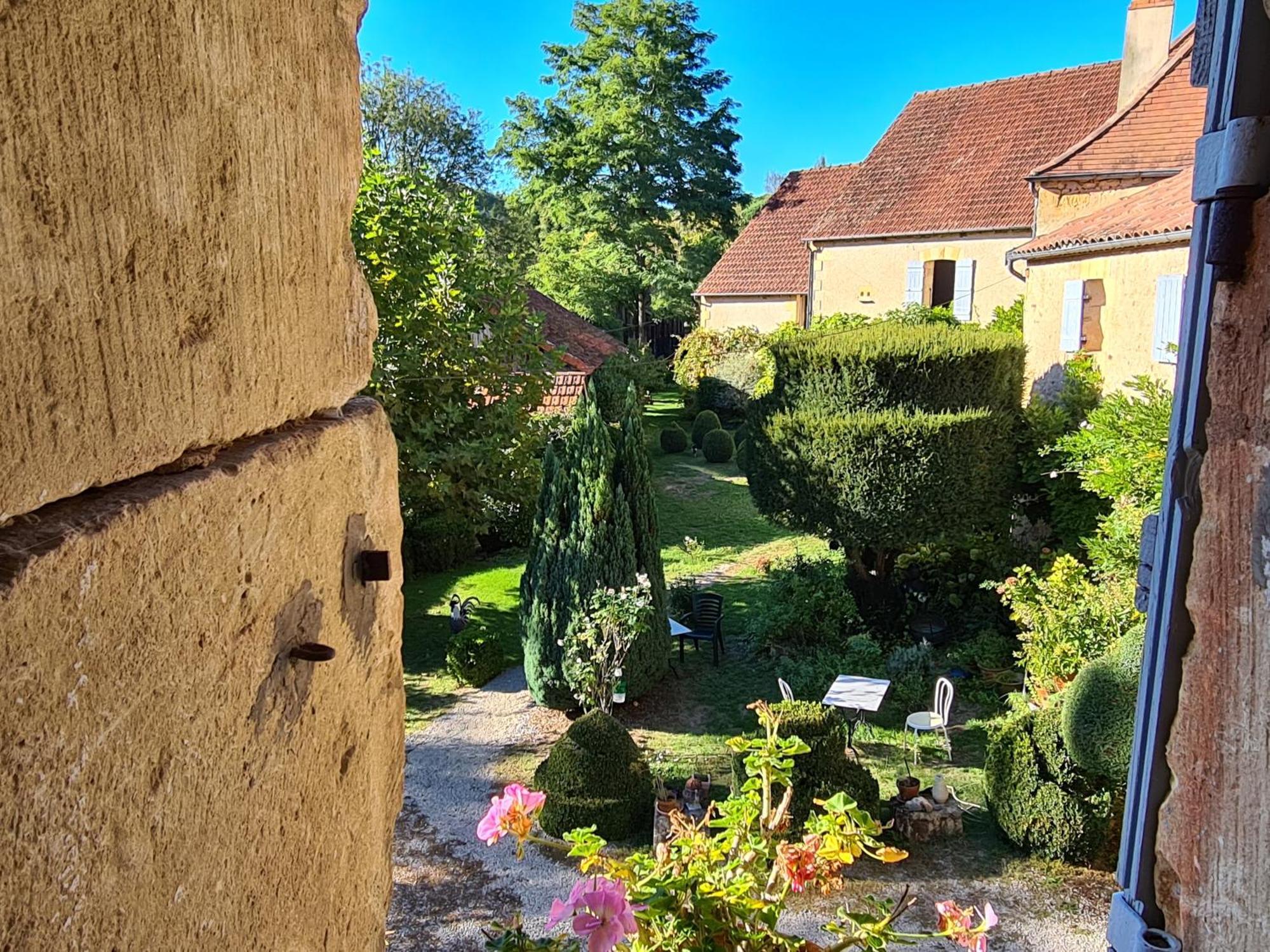 Hotel Ferme De Tayac - Charme Avec Pool Les Eyzies Exterior foto