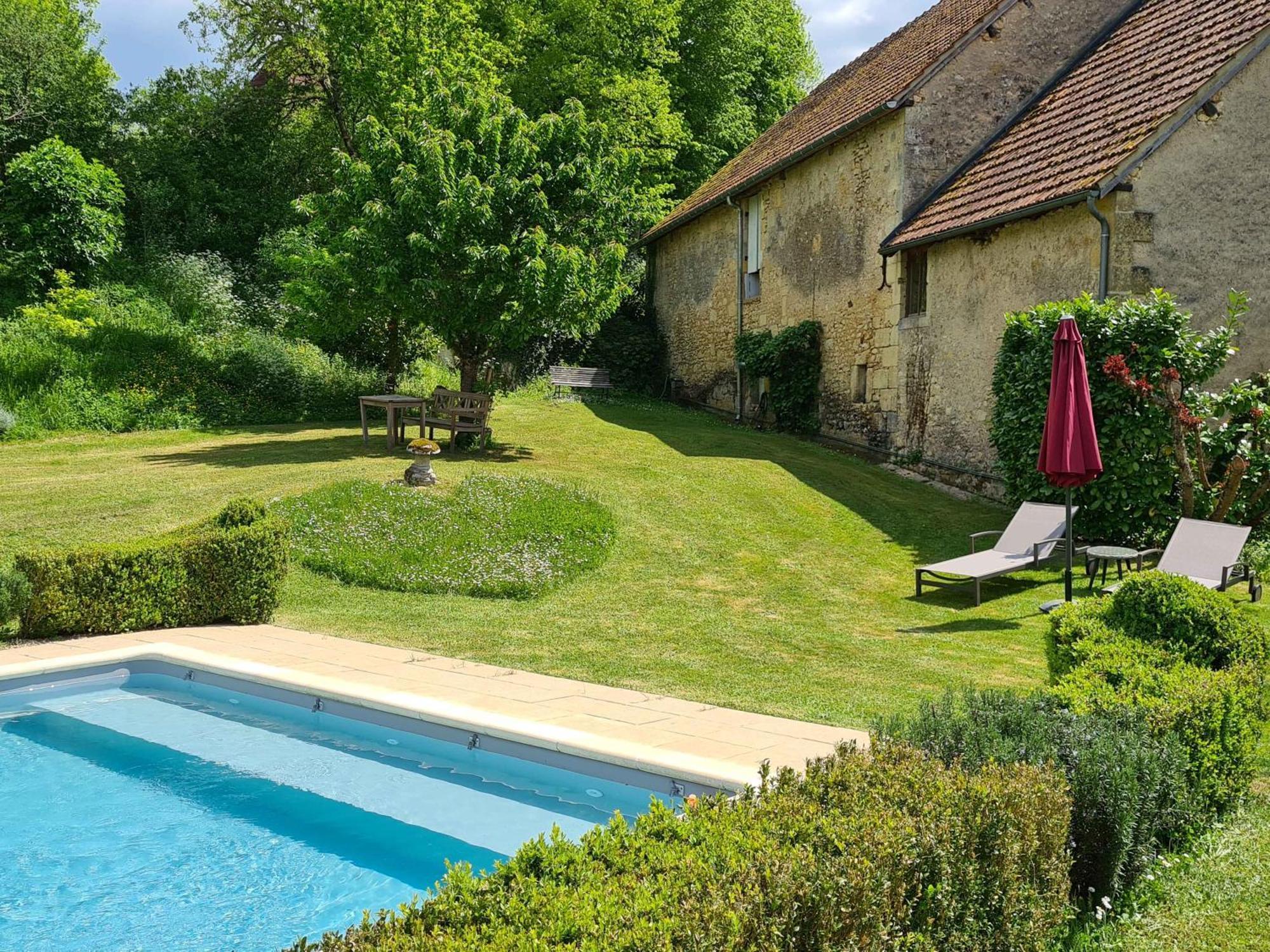 Hotel Ferme De Tayac - Charme Avec Pool Les Eyzies Exterior foto